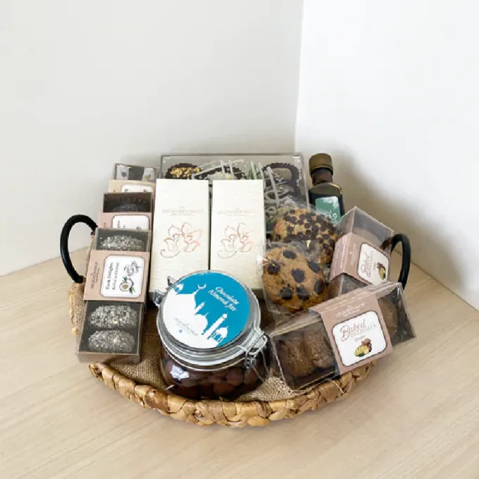 RAMADAN LUXURY BASKET